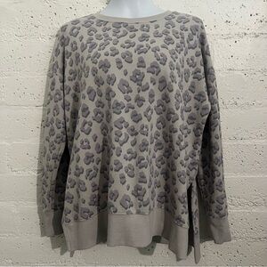 Lucky Brand Womens Pullover S Gray Leopard Cheetah Print Split Hem Cotton AU20